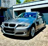 BMW E91 318d - BMW 318: E91 318d