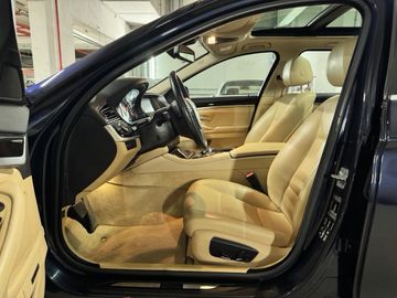 BMW 520 - 9
