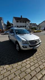 Mercedes-Benz Mercedes Benz ML 320 - gebrauchte Mercedes-Benz ML 320 aus dem Jahr 2009