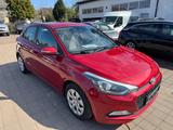 Hyundai i20 "Navi/Kamera"72012KM-1.Hand"5.Türig"Euro6 - : mit Navigationssystem, 720