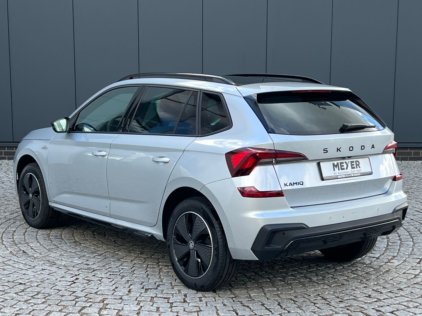 Fahrzeugabbildung SKODA Kamiq Monte Carlo 1.0 TSI DSG *Matrix-LED, ACC,