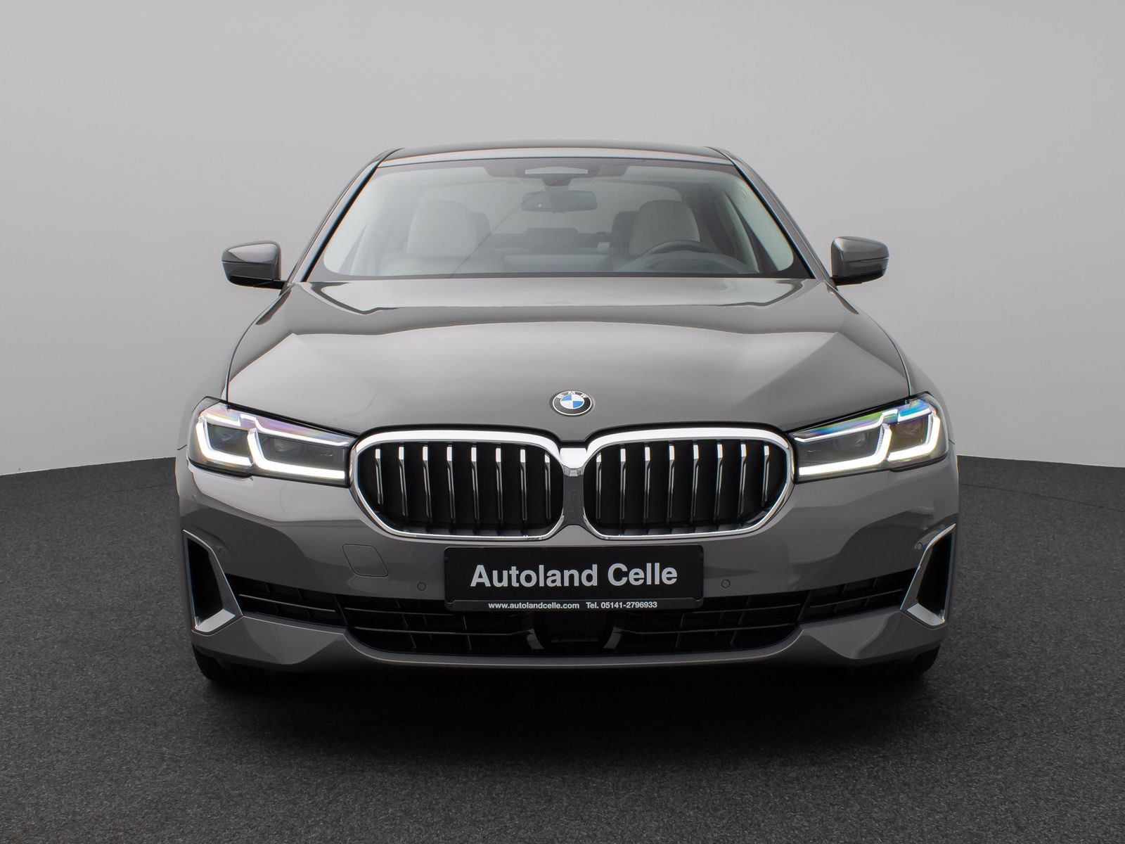 Fahrzeugabbildung BMW 530i Luxury Line Kamera Laser HUD DAB H/K SoftCL
