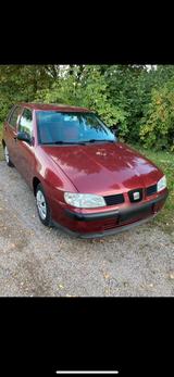 Seat Ibiza TÜV Neu Top Zustand - Seat aus 2000