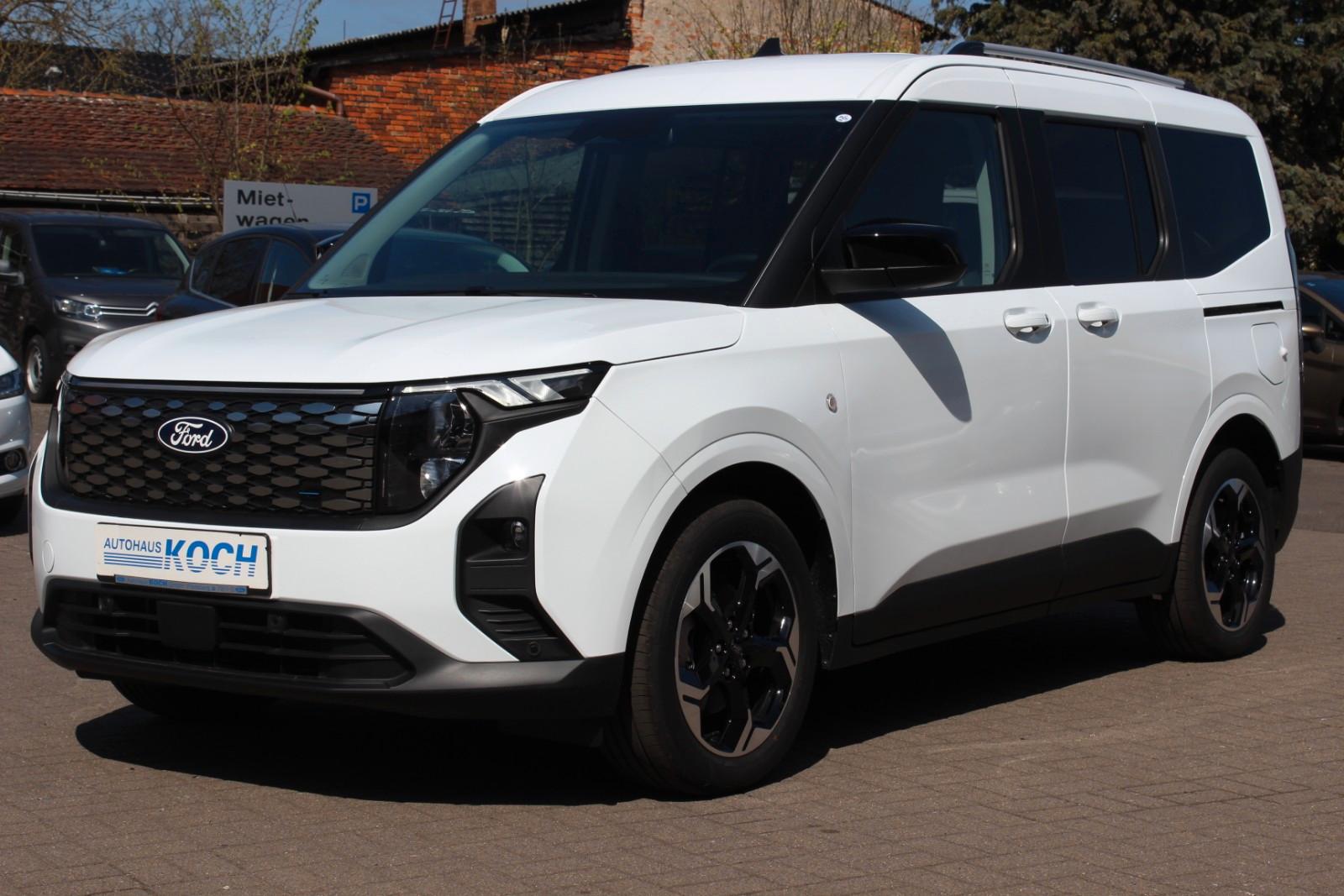 Ford Tourneo Courier BEV Titanium+43kWh+ AHK fest