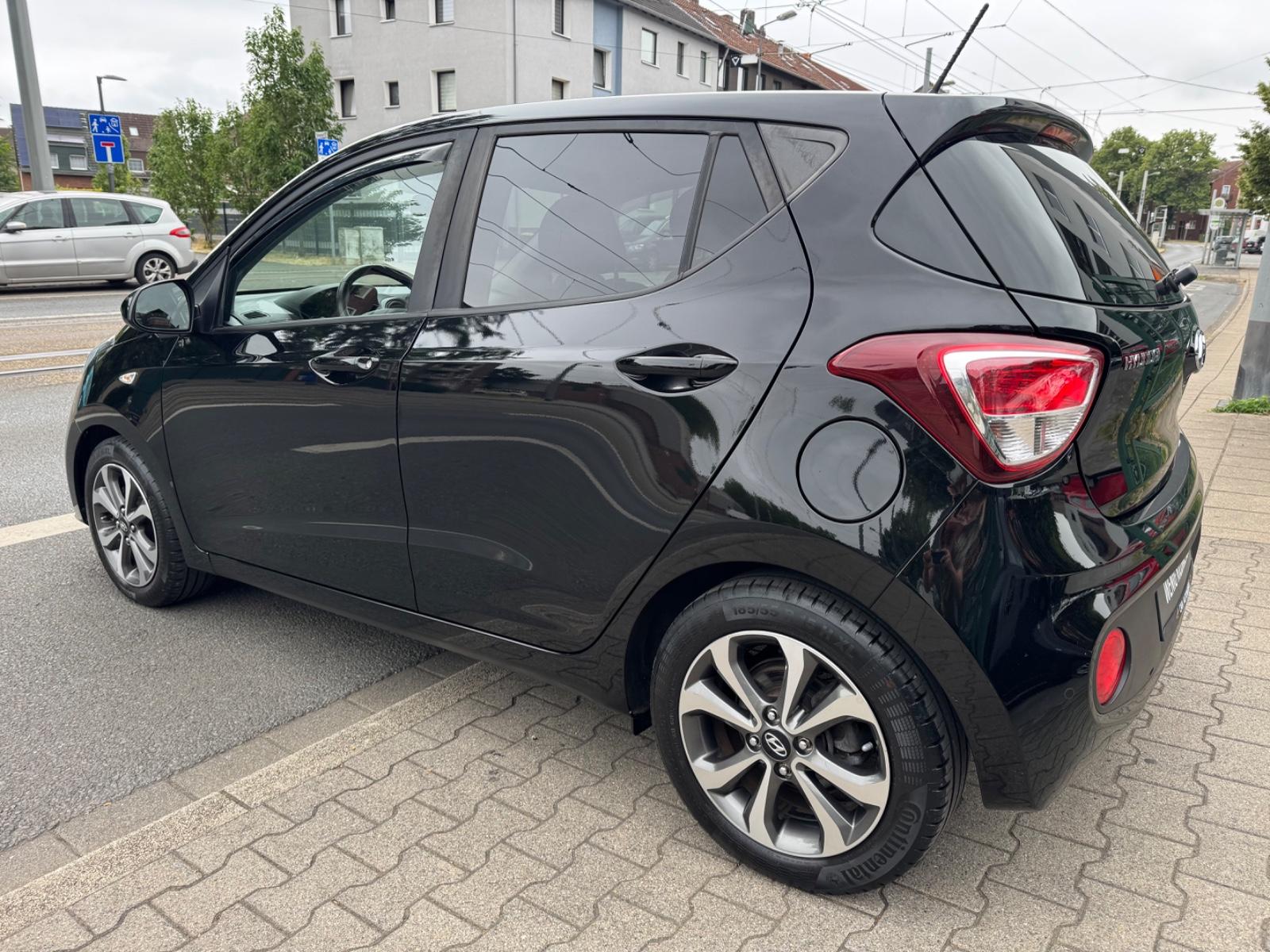 Hyundai i10 YES! Plus * GARANTIE * TÜV & SERVICE NEU *