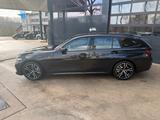 BMW 330 3 Touring 330 i xDrive M Sport erst 4822km - BMW 330 Touring Kombi Gebrauchtwagen