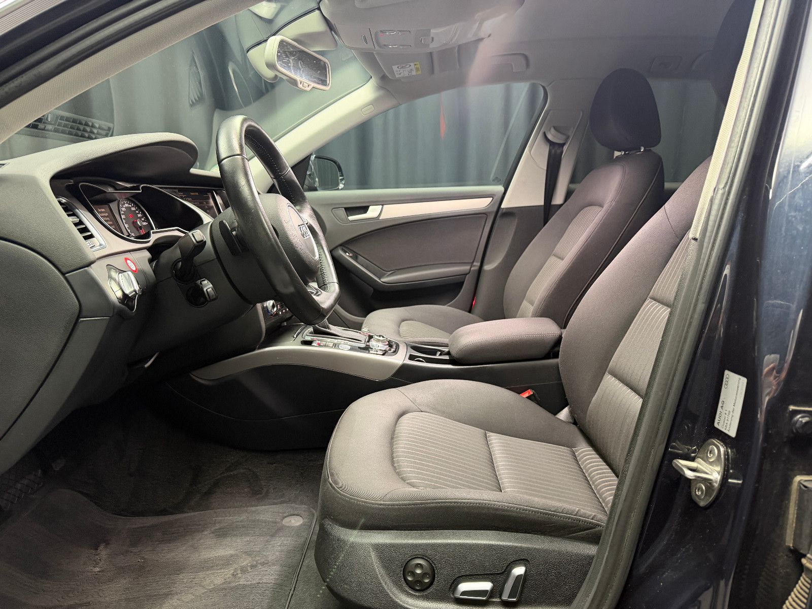 Fahrzeugabbildung Audi A4 Avant 3.0 TDI quattro|BANG&OLUFSEN|1.HAND