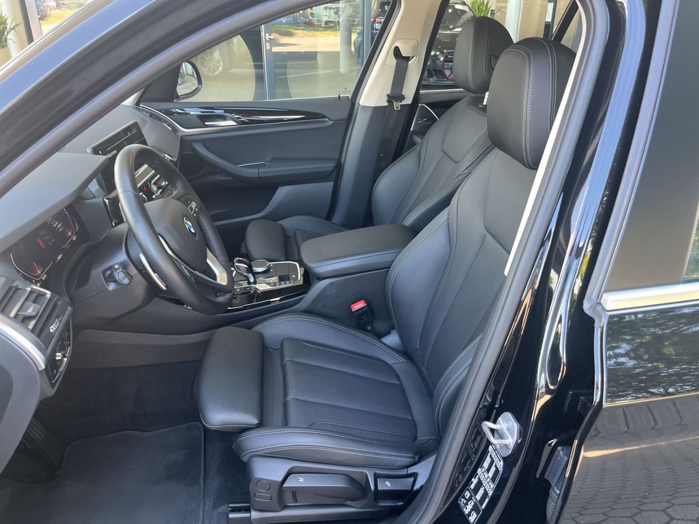 BMW X3 20i xDrive/AHK/Navigation/LED/Tempomat/SHZ foto 22