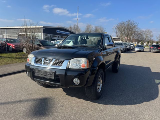 Nissan Navara NP300 Pick-up King Cab 4X4**GEPFLEGT**