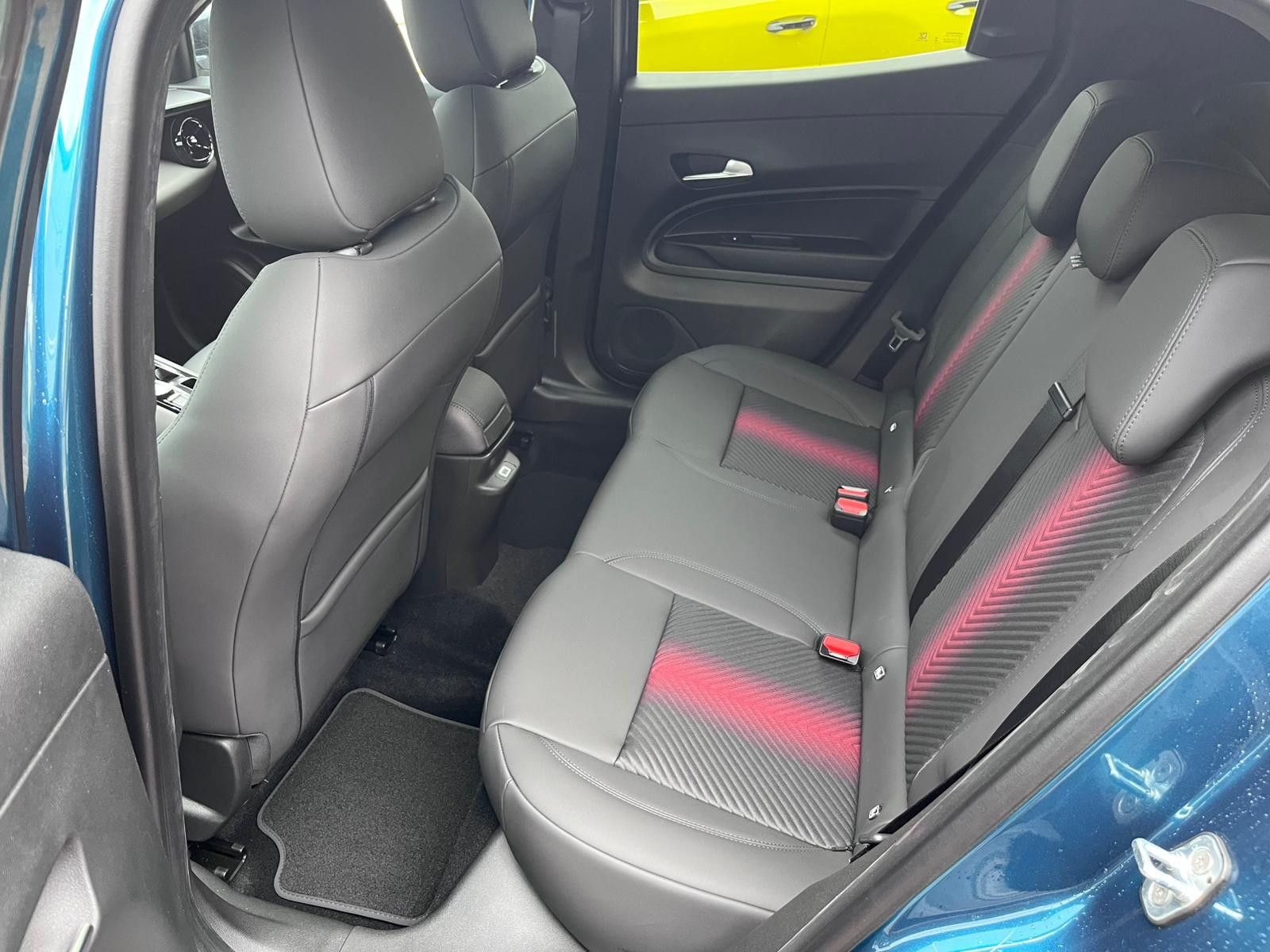 Fahrzeugabbildung Alfa Romeo Junior Elettrica  Speciale