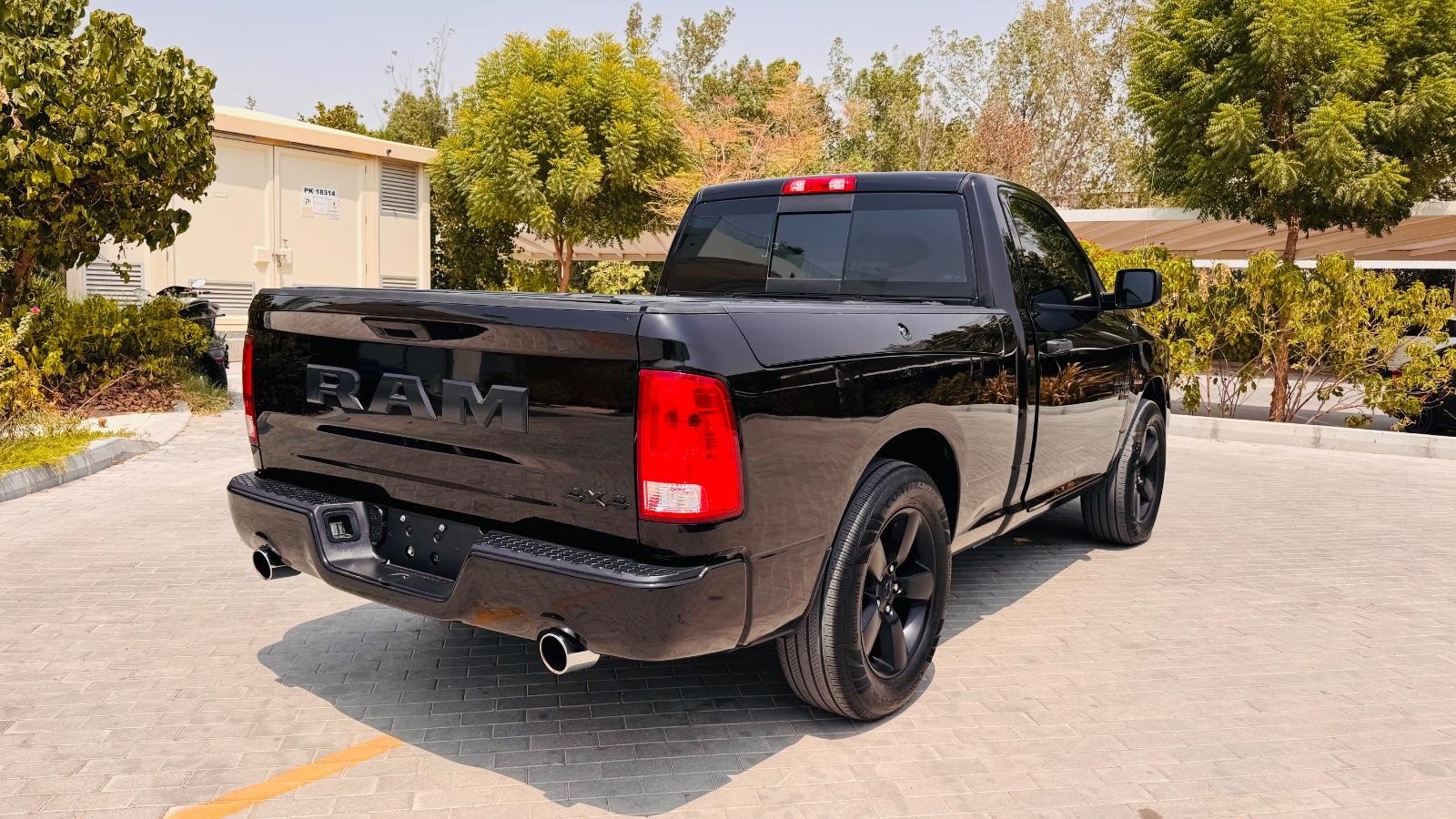 Dodge 5.7*V8*4X4*SINGLE*RAMBOX*CLEAN-CARFAX*AHK*NAVI*