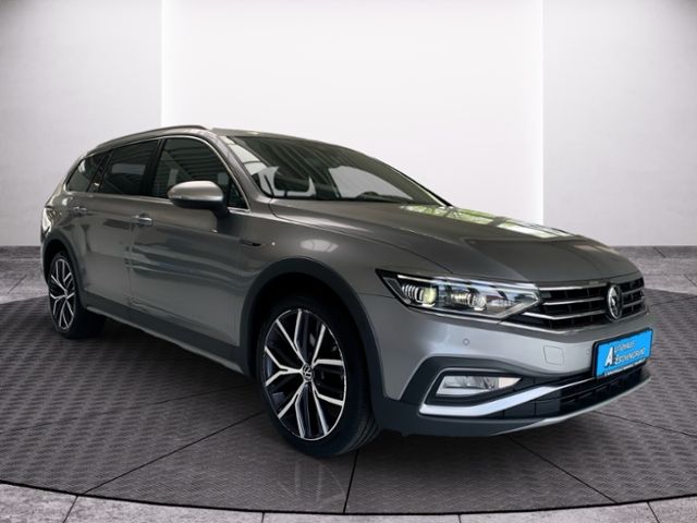 Fahrzeugabbildung Volkswagen Passat Variant 2.0 TDI DSG Alltrack 4MOTION PANO