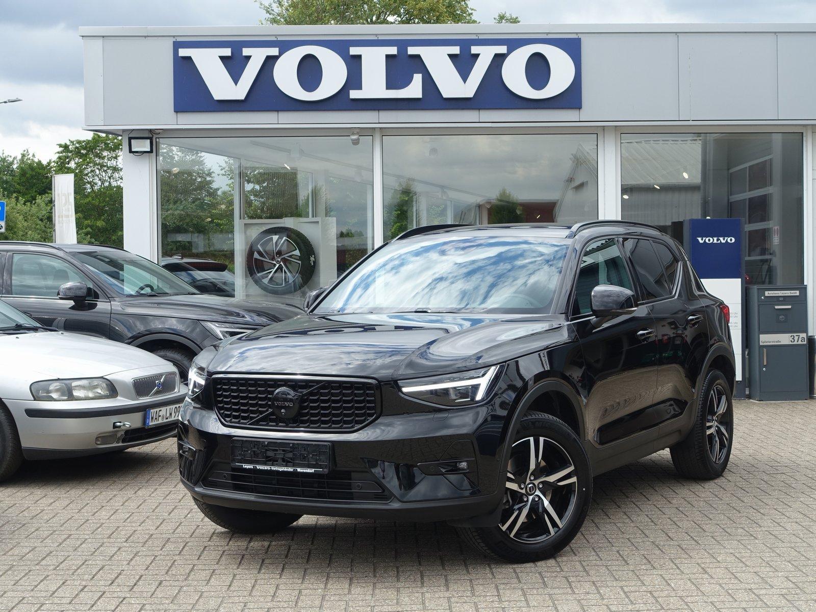 Volvo XC40 Black Edition Plus B3 Mild-Hybrid/360°Cam
