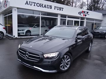 Mercedes E 200 - 1