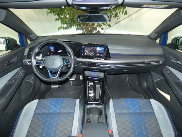Golf Variant R 4Motion AHK MATRIX PANO
