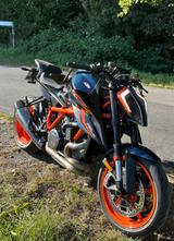 KTM 1290 Superduke R 2022 -Akrapovic- - KTM SUPERDUKE