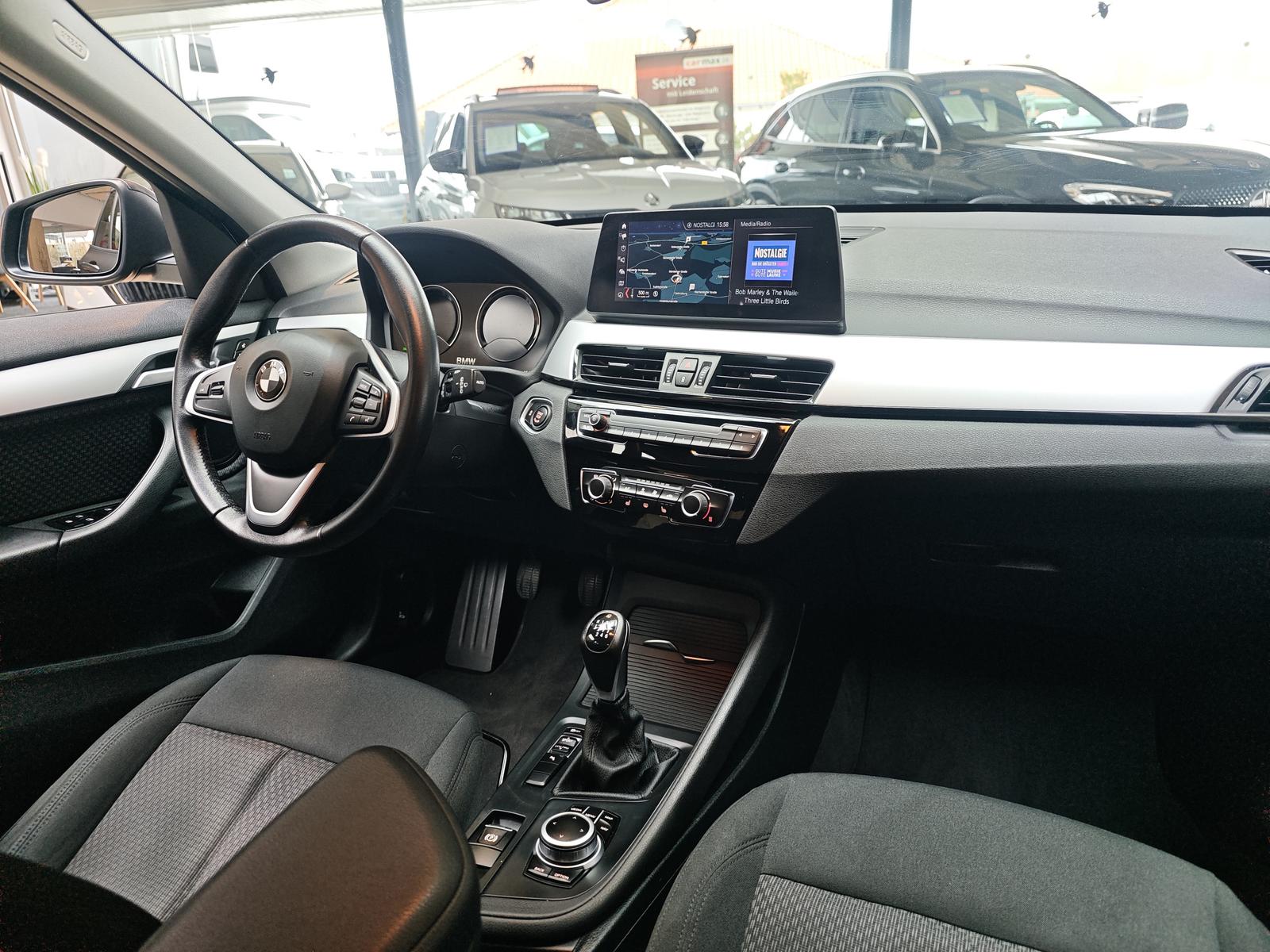 BMW X1 sDrive 18i Navi RFK LED SHZ VOLLFOLIERUNG, миниатюра 14