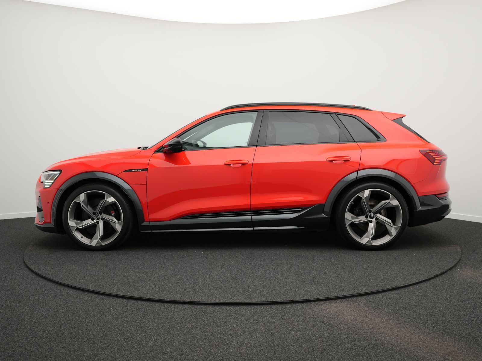 Audi e-tron - Bild 11