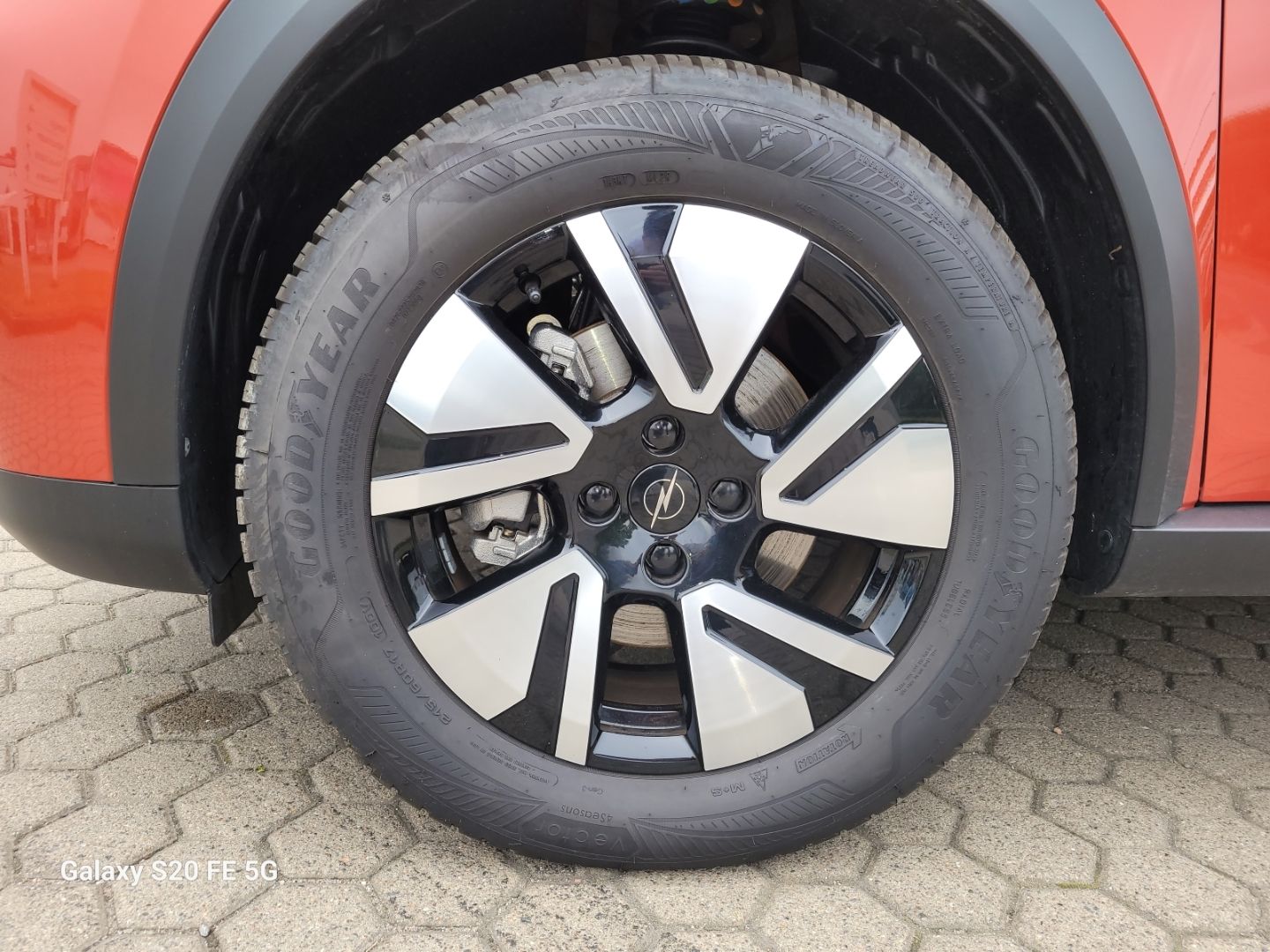 Fahrzeugabbildung Opel Frontera Edition 1.2 SHZ+LHZ+Kamera+Allwetter