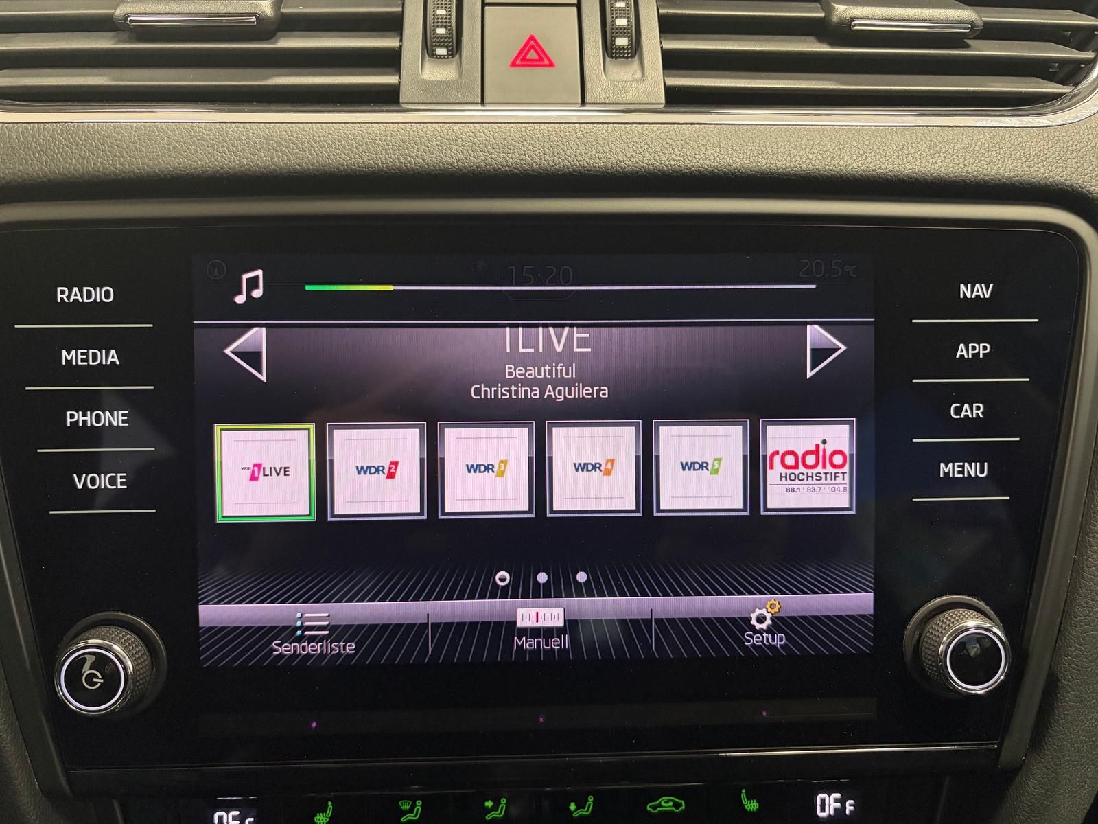 Fahrzeugabbildung SKODA Octavia 1.5 TSI Ambition APP+NAVI+2-Z-KLIMA+RFK+