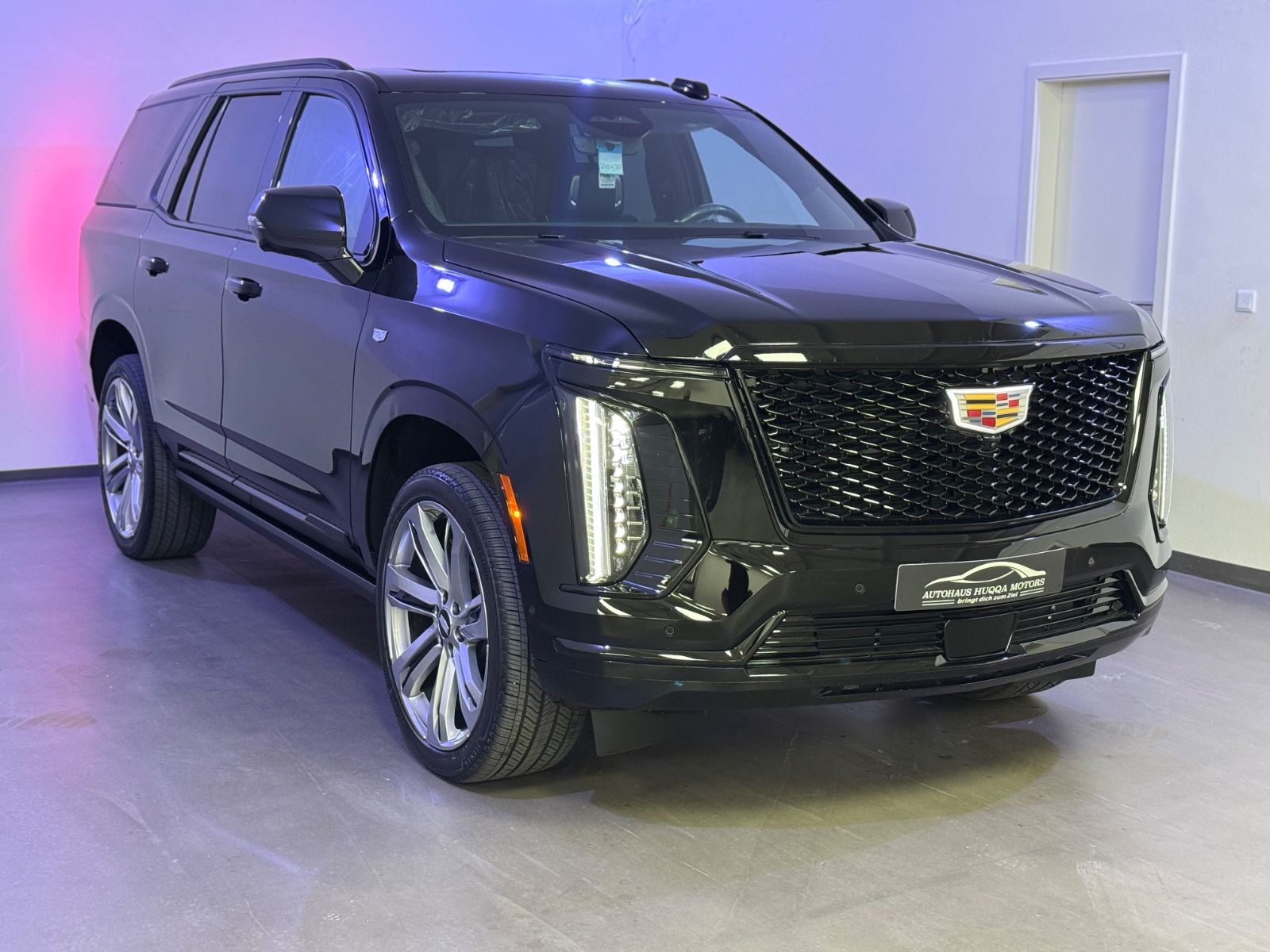 Cadillac Escalade 6.2l Platinum Sport/BRAND NEW/24" imagem 2