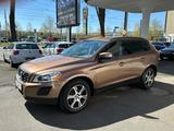 Volvo XC60 Kinetic 2WD D3 AHK/Sitzheizung/2. Hand/8 Fa