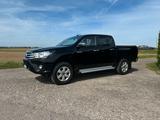 Toyota Hilux Double Cab 2,4L - Toyota Hilux: Privatanbieter