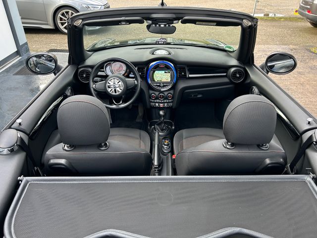 Fahrzeugabbildung MINI One Cabrio+Navi+PDC+LM+WR+BT+
