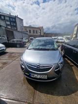 Opel Zafira Tourer 1.6 CDTI ecoFLEX  100kW Fam... - Opel Zafira mit Diesel-Antrieb: 1.6