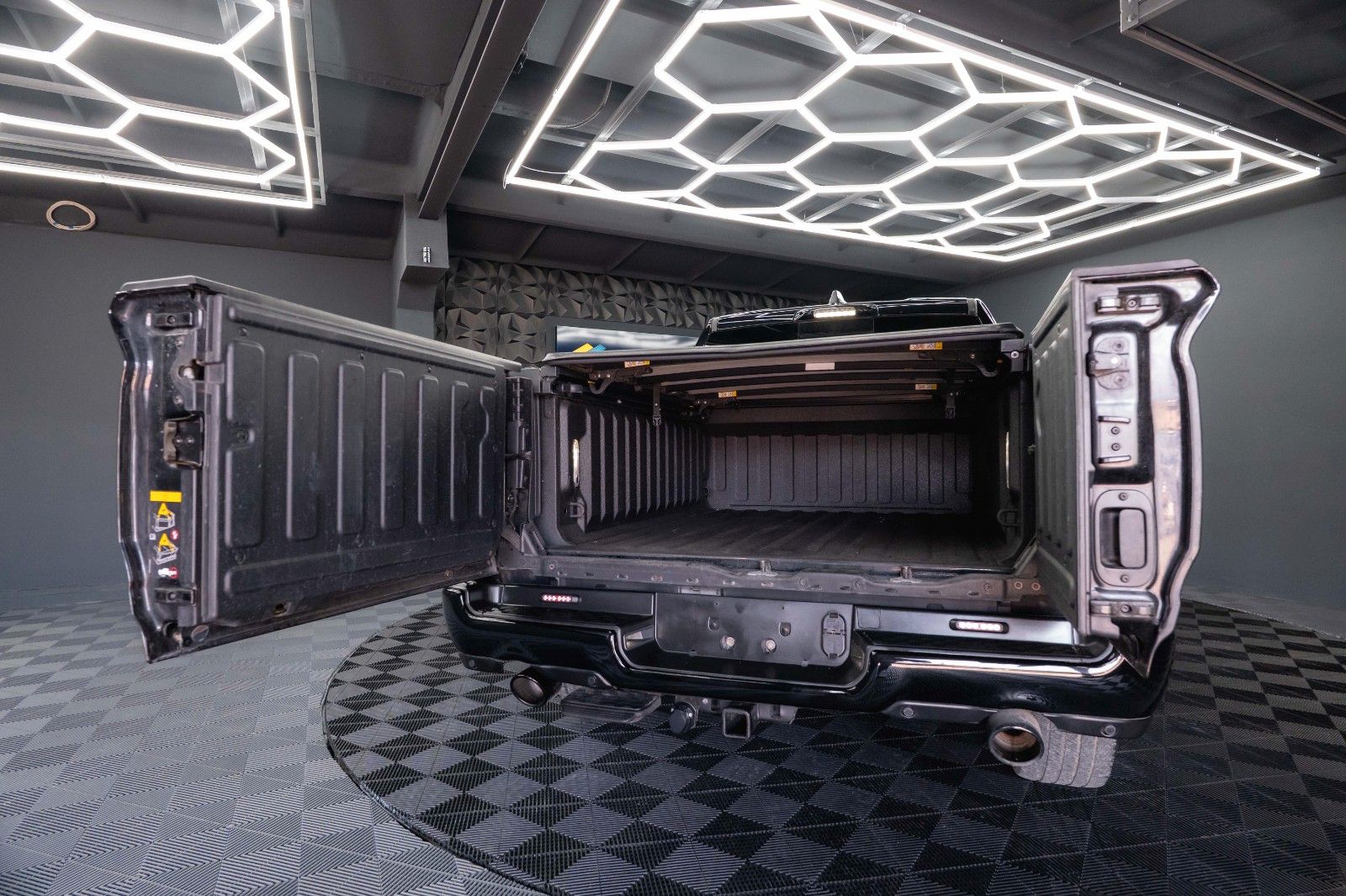 Fahrzeugabbildung Dodge RAM 5.7 V8 HEMI 4x4 LIMITED Offroad 100% Options