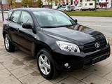 Toyota RAV 4 RAV4 Sol / TÜV NEU - Toyota RAV 4 mit Benzin-Antrieb: Allradantrieb