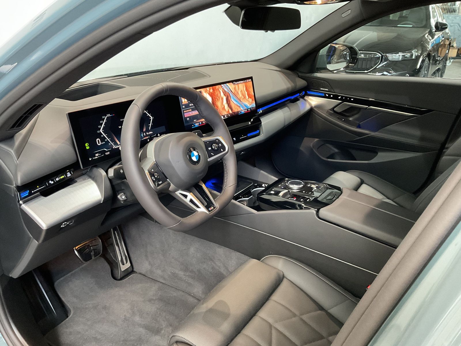 Fahrzeugabbildung BMW 520d Sitzbelüftung vorn | Standheizung | Lenkrad