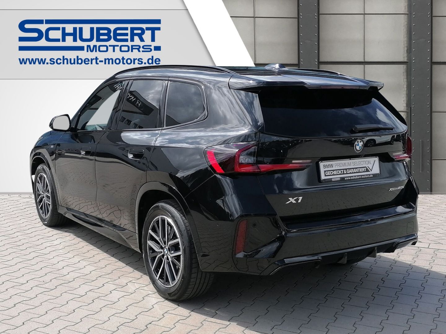 BMW X1 xDrive 23i M Sport LED ACC AHK Curved Display foto 3