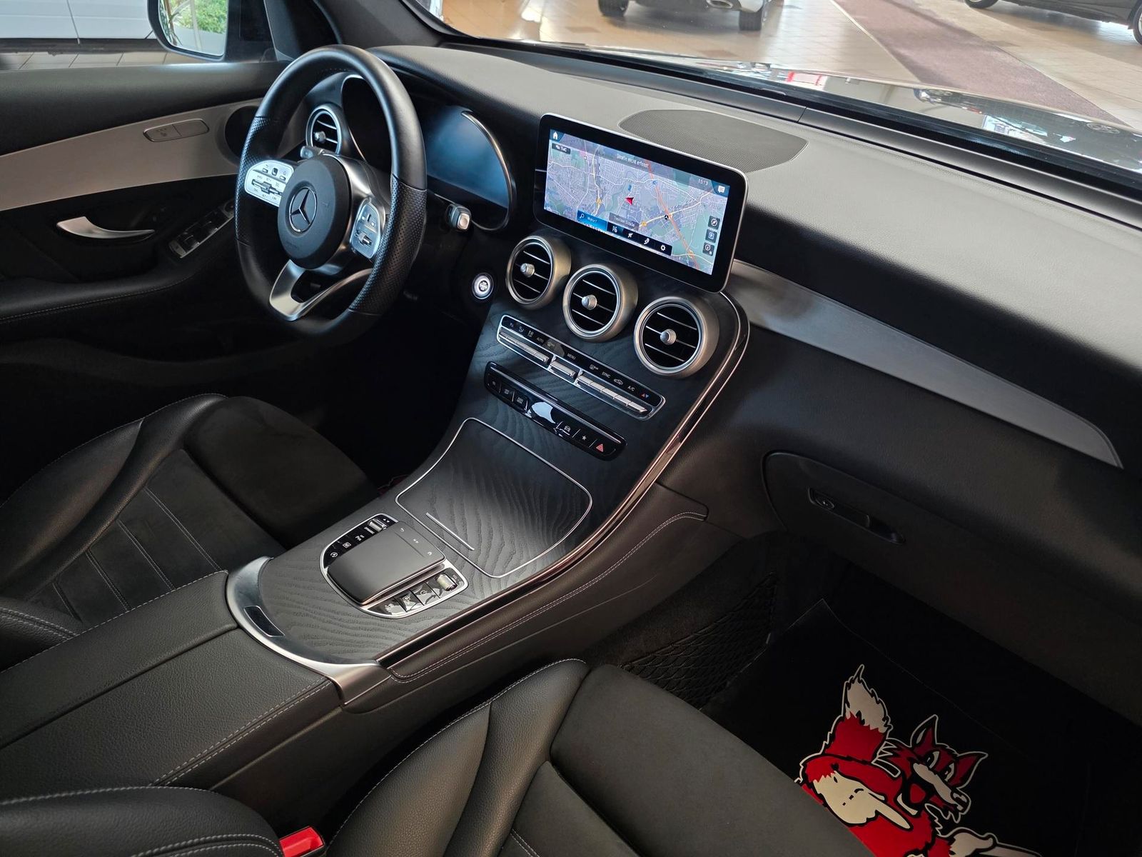 Fahrzeugabbildung Mercedes-Benz GLC 200 4M AMG/Night/Spur/Virtual/Ahk 155 kW ...