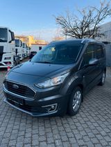 Ford Tourneo Connect 1,5 TDCI - Ford Tourneo Connect in München