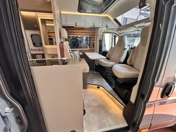 HYMER  ERIBA  HYMERCAR Yellowstone 640 4t AHK SOLAR 