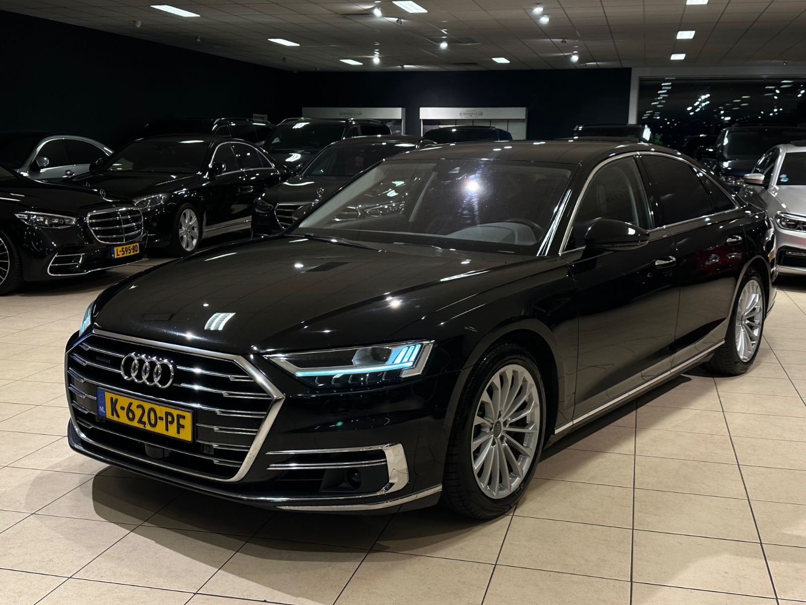 Audi A8 50 TDI Quattro/ACC/KEYLESS/KUHLUNG/KAMERA/TOP imagem 2