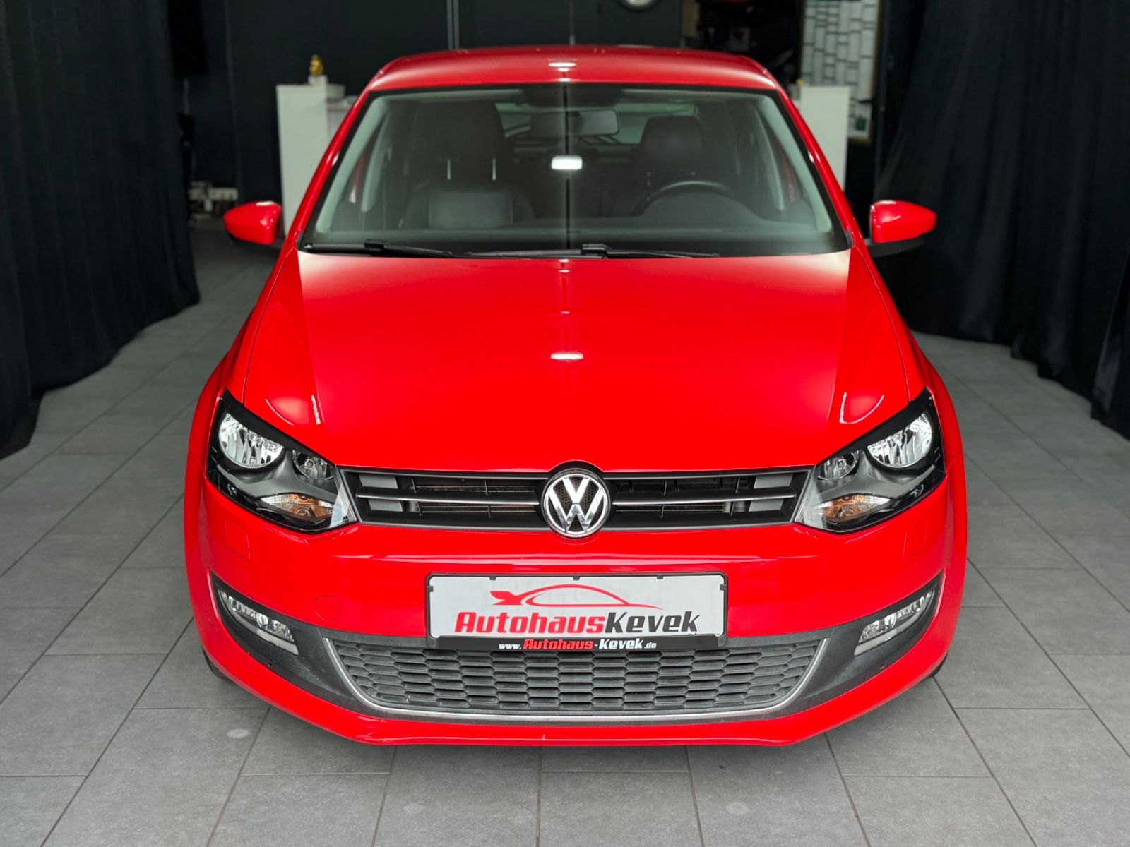Fahrzeugabbildung Volkswagen Polo V Highline*AUTOMATIK*TOPZUSTAND*SCHECKHEFT*