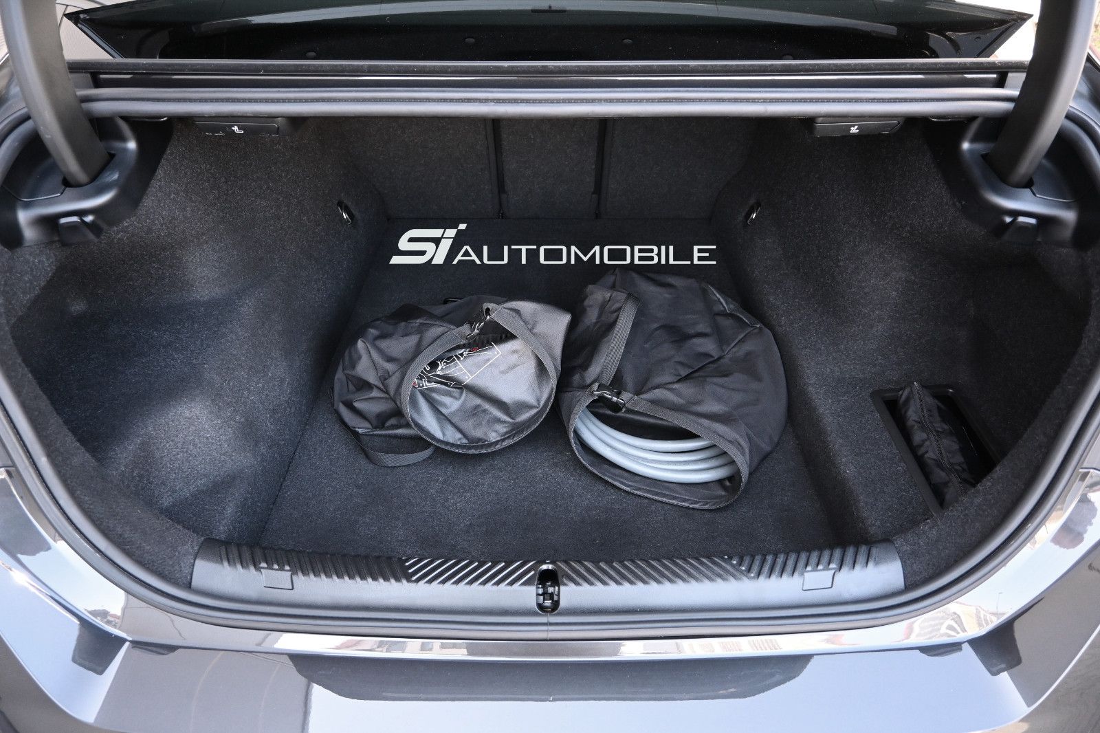 Fahrzeugabbildung BMW 530e Aut. °UVP 88.479€°ACC°B&W°PANO°MERINO°360°
