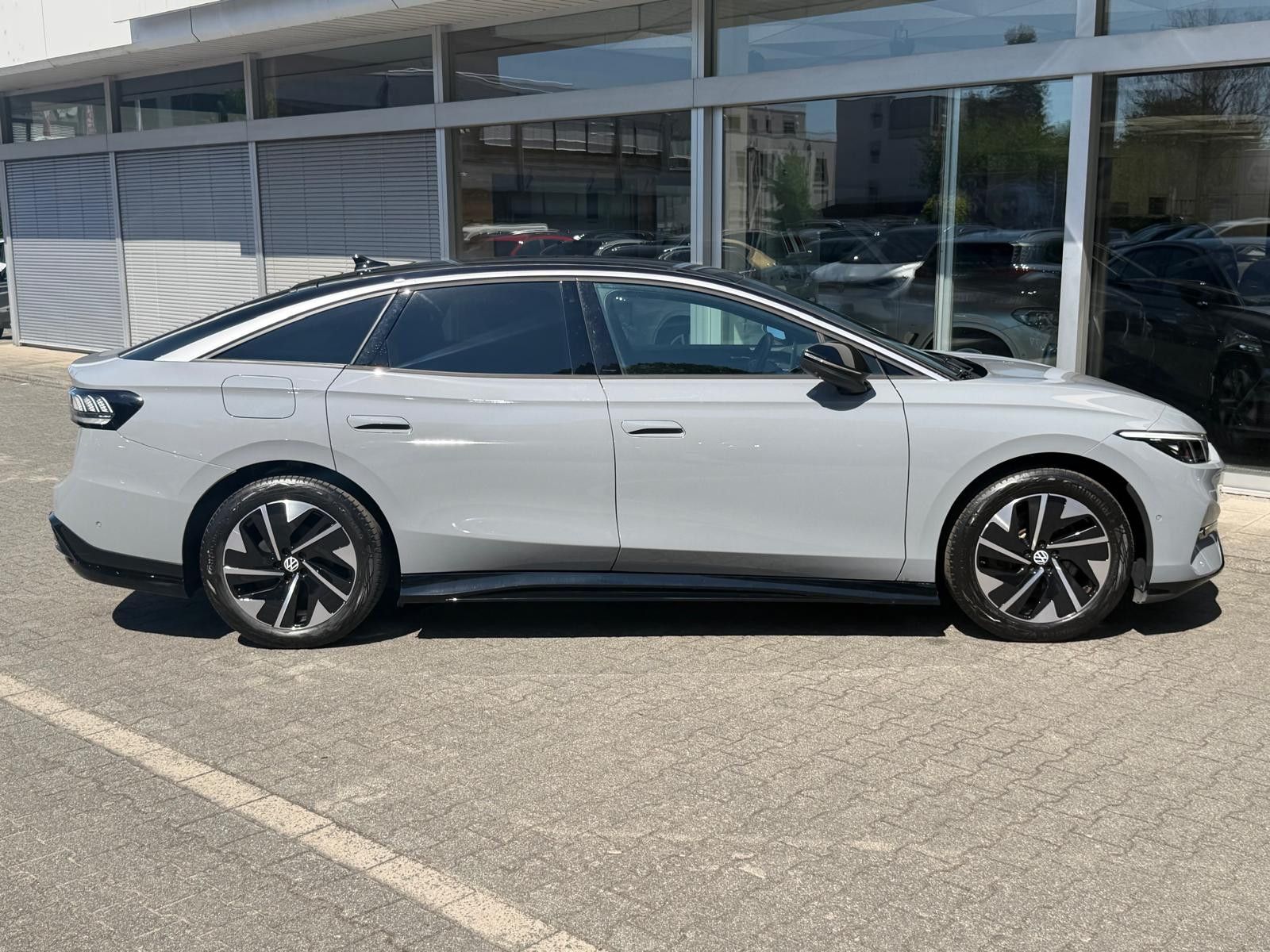 Fahrzeugabbildung Volkswagen ID.7 Pro >ALCANT+MATRIX+MEMO+HEAD+ACC+AHK+360°+