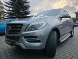 Mercedes-Benz ML 350 ML -Klasse ML 350 CDI BlueTec - Mercedes-Benz ML 350: Automatik
