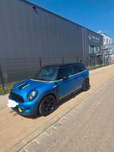 MINI Cooper S Clubman Cooper S - blaue MINI Cooper S Clubman