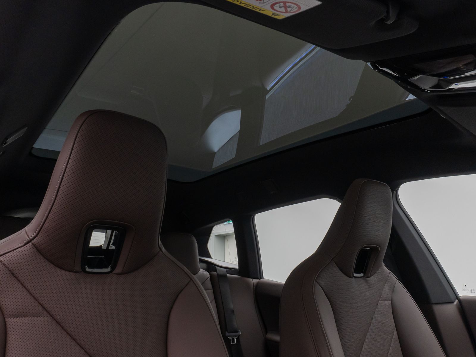 Fahrzeugabbildung BMW iX xD40 Panorama Kamera HiFi Komfort SkyLounge