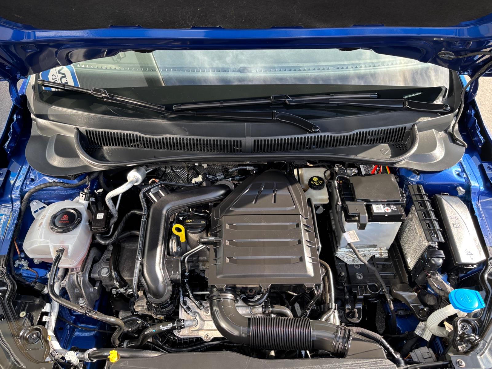 Volkswagen Polo VI Comfortline App + SH + LED, миниатюра 18