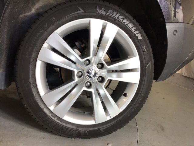 Fahrzeugabbildung Skoda Karoq Style 1.5 TSI DSG/Navi/ACC/Kamera/LED/SHZ