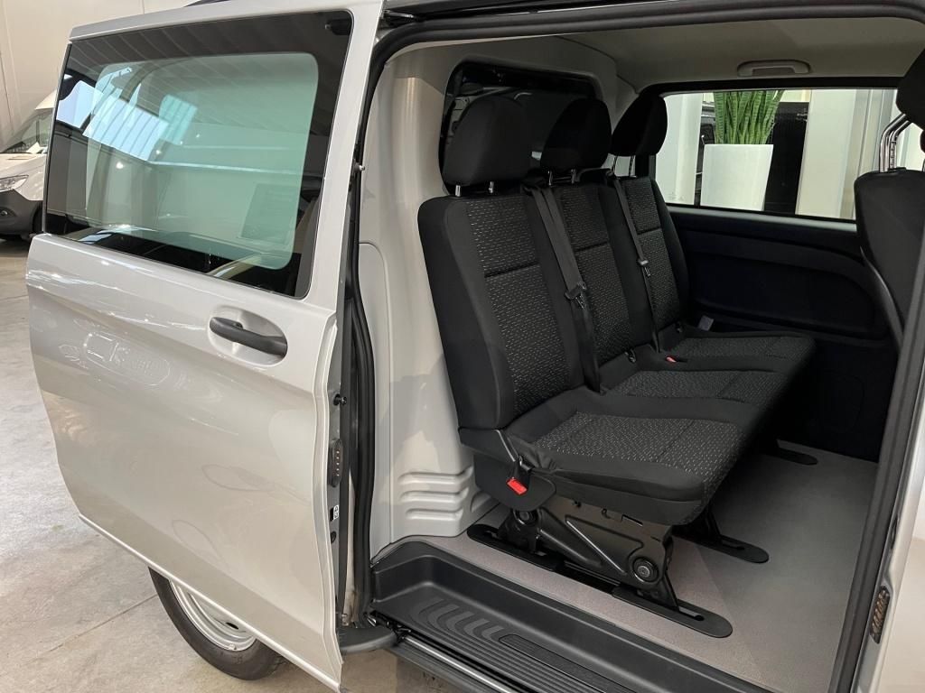 Fahrzeugabbildung Mercedes-Benz Vito 114 Mixto kompakt 4x4 5 Sitze SHZ PTS 2xST