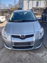 Toyota Auris 1.4 VVT-i Luna Luna - Toyota Auris: Luna