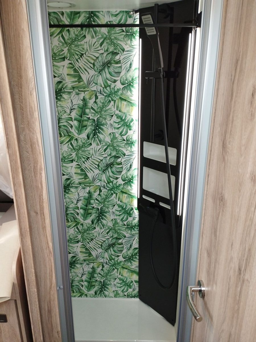 Fahrzeugabbildung Eura Mobil Integra Line IL 720 EB Mondial-Plus-Paket