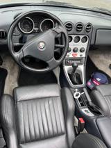 Alfa Romeo Spider 2.0 T.Spark L L - Alfa Romeo mit Benzin-Antrieb: Cabrio, Schaltgetriebe