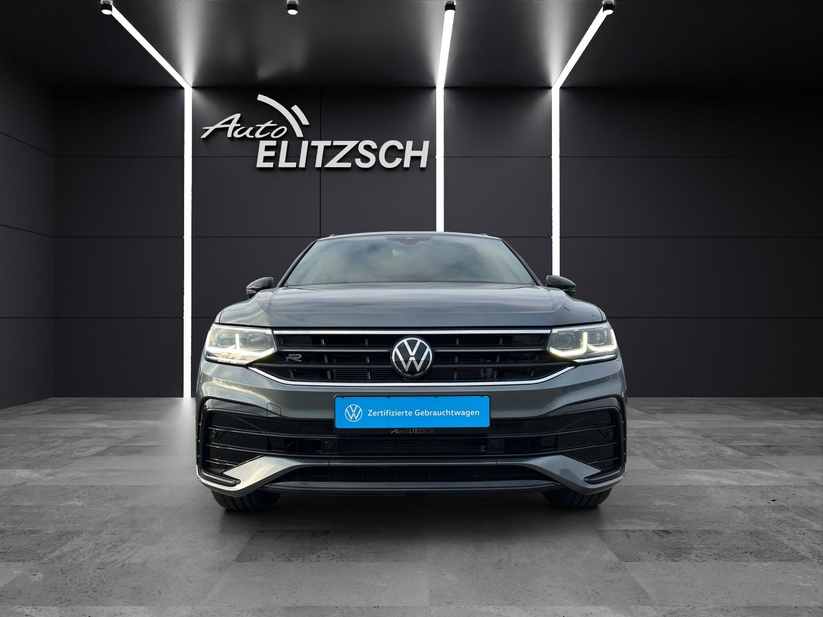 Fahrzeugabbildung Volkswagen Tiguan Allspace R-Line TDI 4M Matrix STH AHK HuD